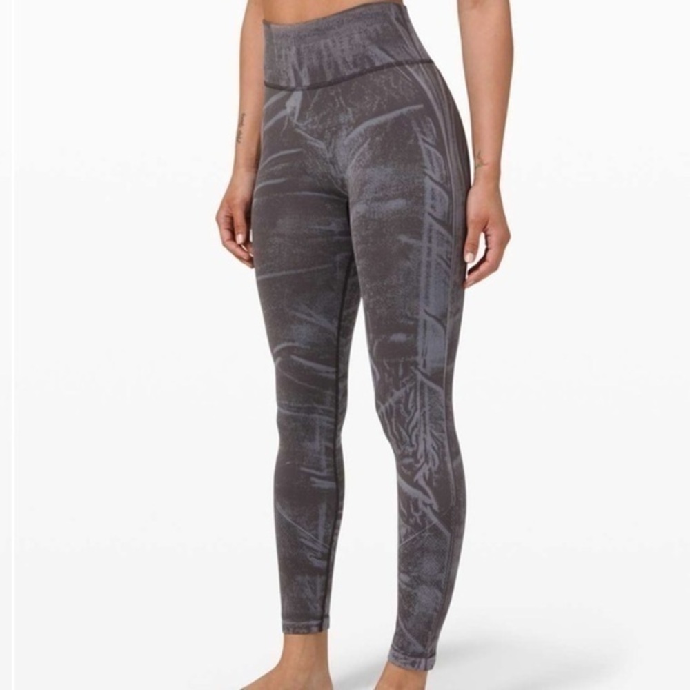 Lululemon Ebb to Street Tight *Wash - Sz 4